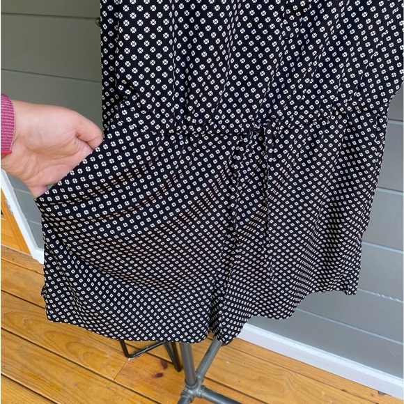 Loft Black/White Four Leaf Clover printed Long Sleeve Romper - Picture 8 of 8